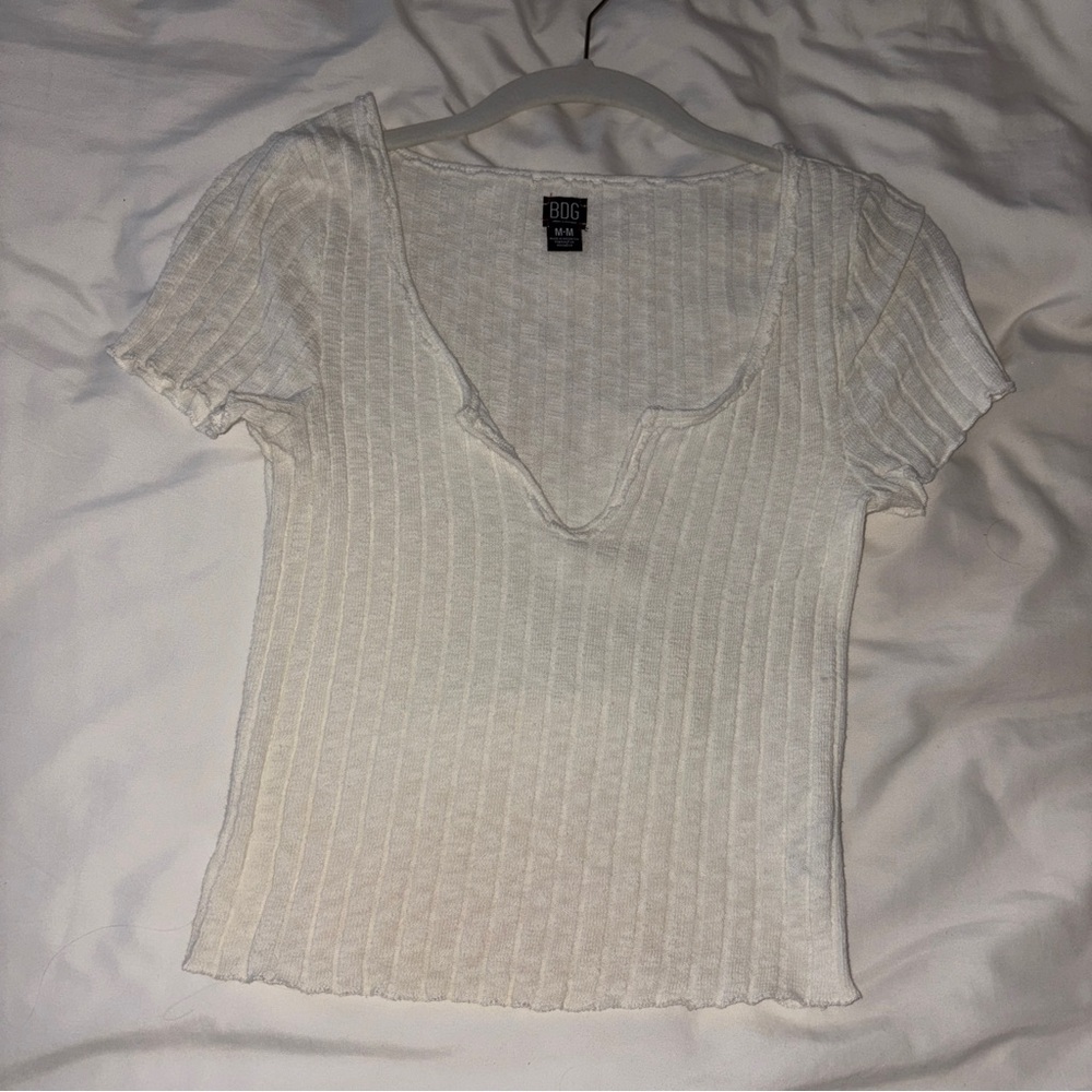 urban outfitterst notch front ribbed tee
